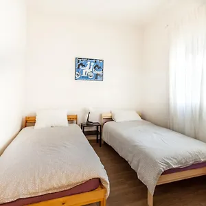 https://apt-cozy-intriana-family-friendly.es-andalucia.com